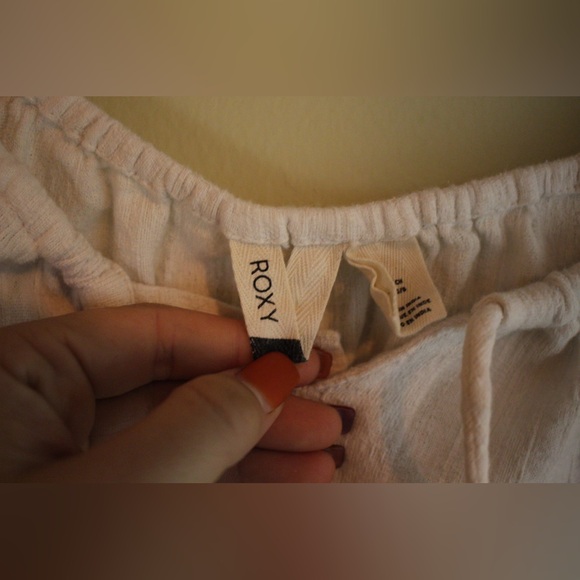 Roxy White Cap Sleeve Top Flowy Fit Blouse Size S - Picture 6 of 9